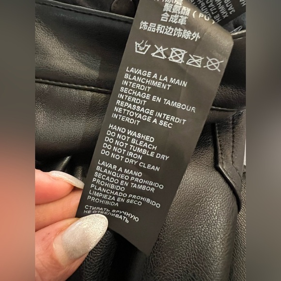 The Kooples
Coated Faux Leather Straight Leg Pants Size FR 42/ US 10 & 38/ 6 NWT - Picture 14 of 14